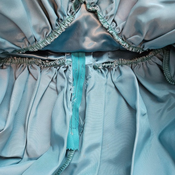 Handmade Girls 8-10 80s Vintage Style Aqua Dress Silky Blue Lace Winter Holiday - Picture 3 of 12